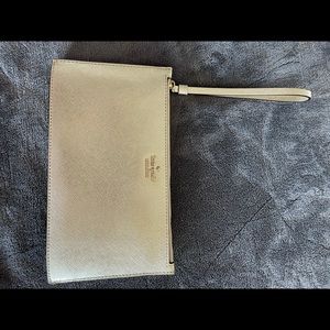 Wristlet